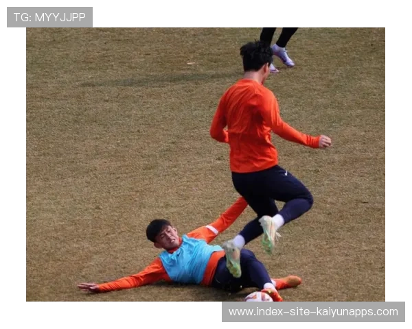 U23国足防守端保持专注