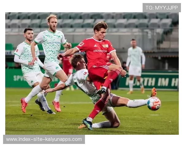 柏林联合贝克尔的速度压迫感惊人 柏林联合贝克尔的速度压迫感惊人